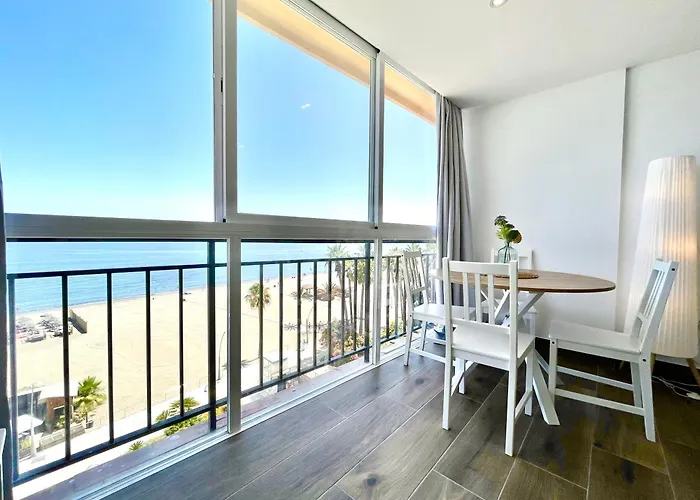 Naranjos 1ªlinea De Playa Apartamento Estepona