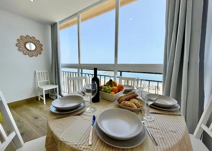 Naranjos 1ªlinea De Playa Apartamento